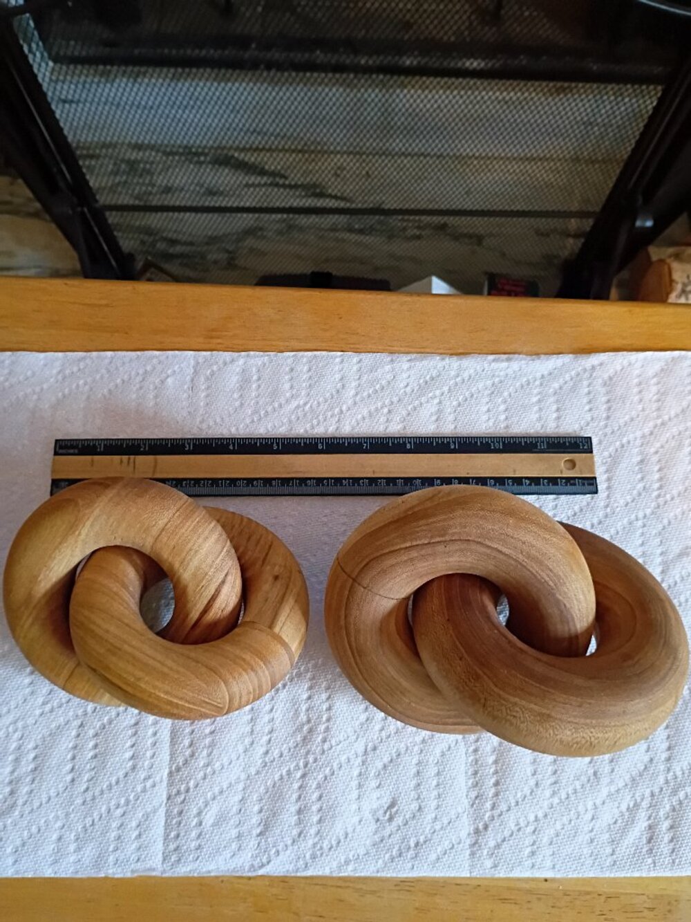Hand Carved Wooden 2-Link Chain Object Pair Coffee Table Bookshelf Accents